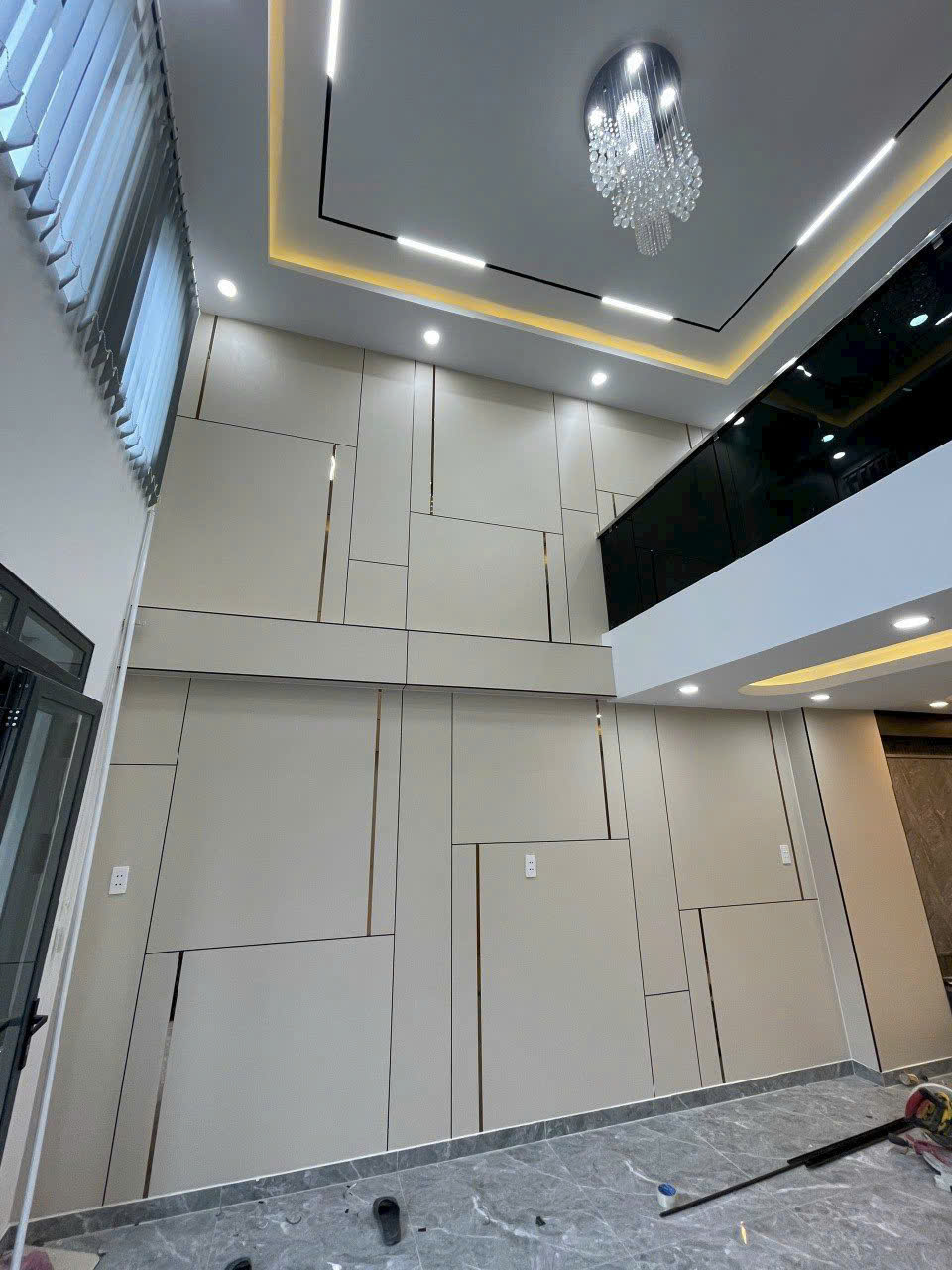 Ốp tường  vật nhiệu nhân tạo